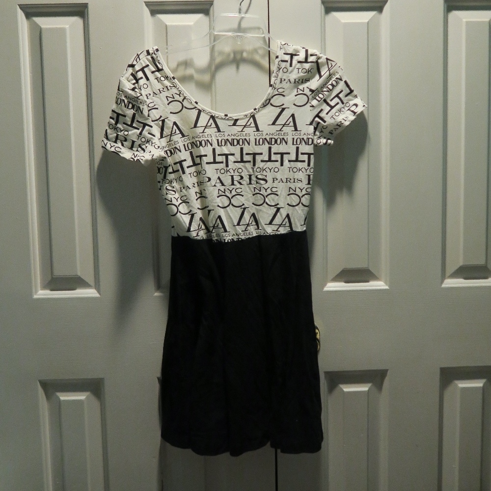 Forever 21 city dress